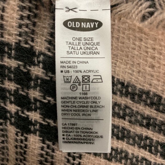 NWT 3pcs Old Navy Fringed Oversized Flannel Scarf for Women - Picture 13 of 13